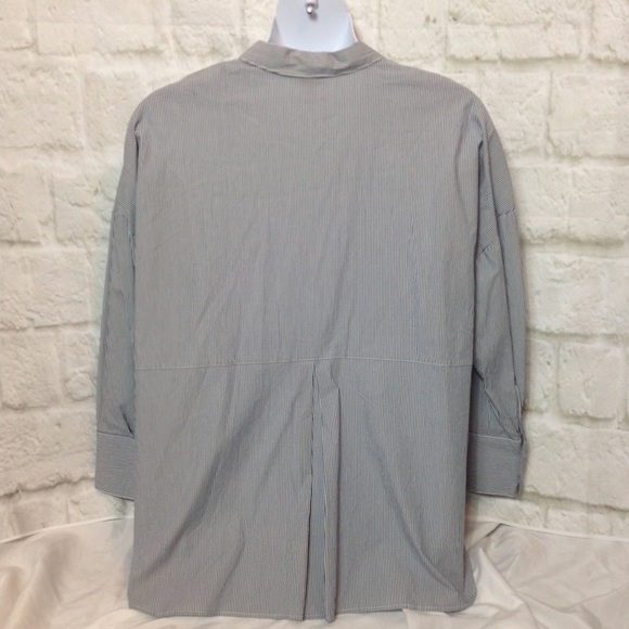 A New Day Striped Rhinestone Button Down Top - Picture 4 of 8